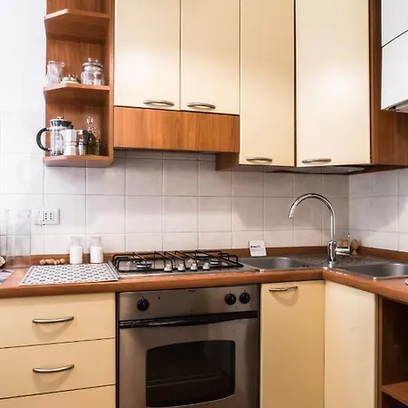 Sanzenetto Apartments *